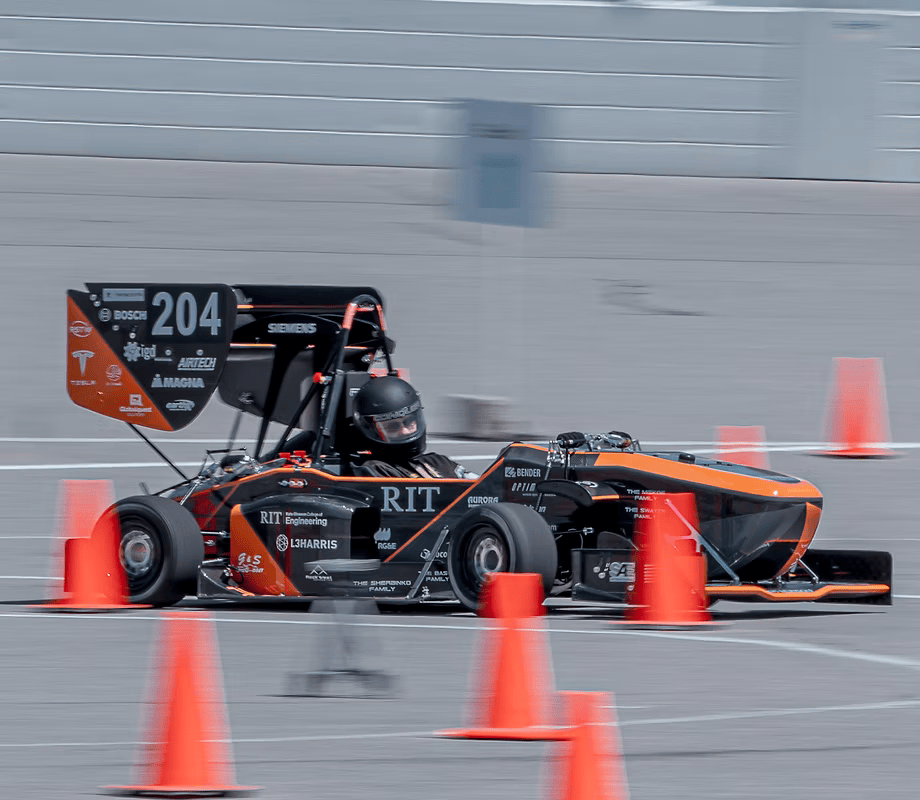 F32 race car